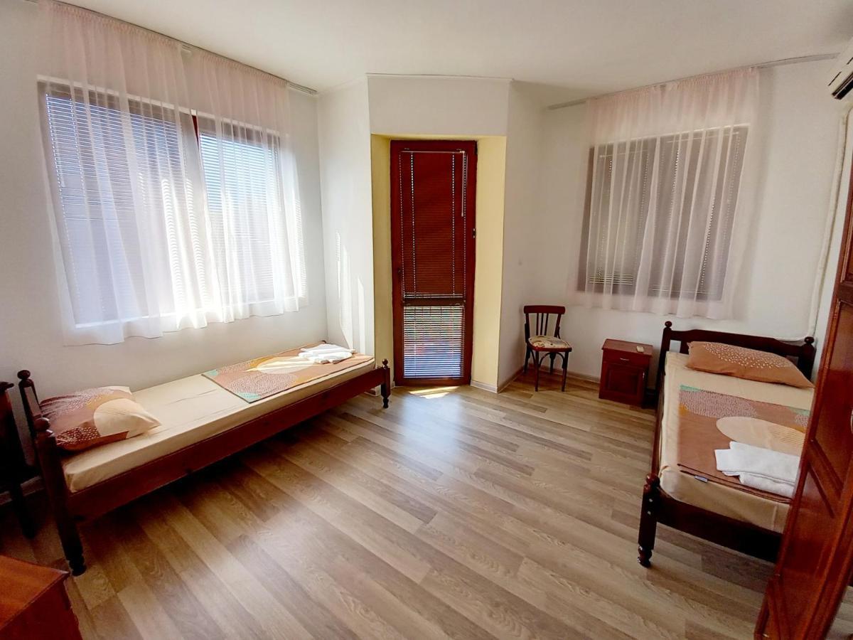Family Hotel Amore 比亚拉 外观 照片