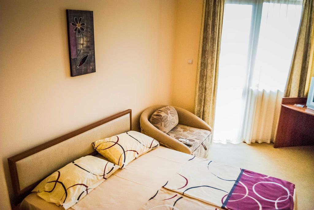 Family Hotel Amore 比亚拉 外观 照片